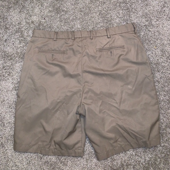 Greg Norman Tan Cargo shorts size waist 40 - Picture 7 of 8